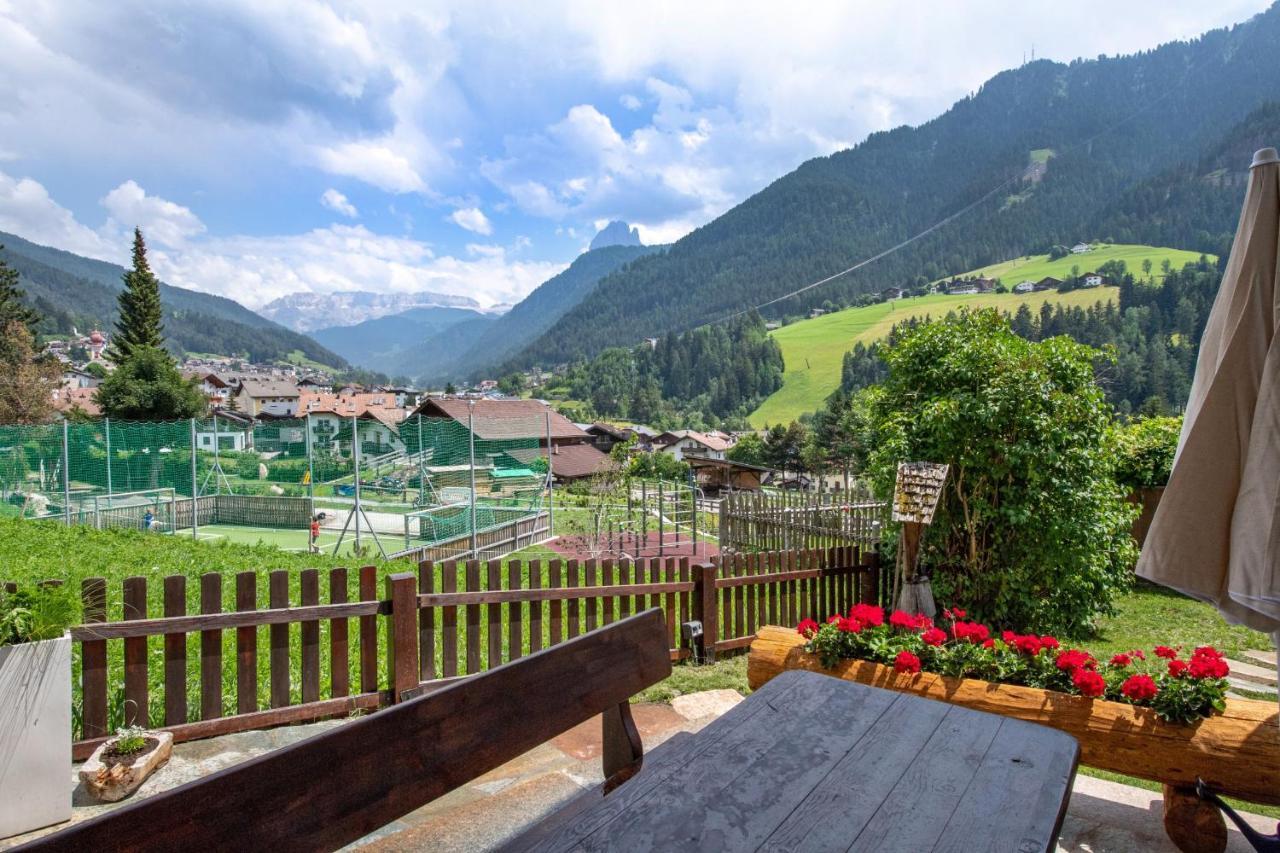 Apartments Berna Ортизеи Экстерьер фото